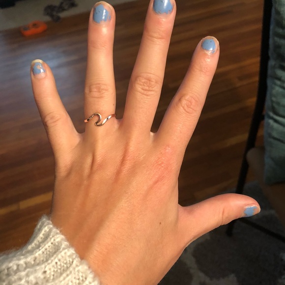 Wave Ring - Picture 3 of 3